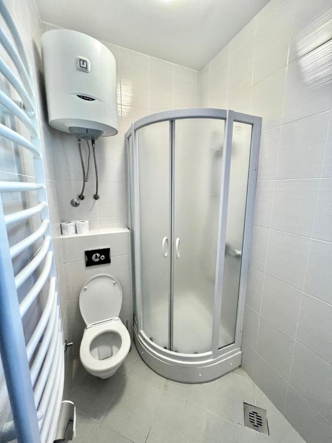 Apartments Family ติวัต ภายนอก รูปภาพ