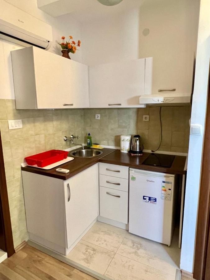Apartments Family ติวัต ภายนอก รูปภาพ
