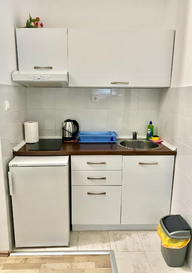 Apartments Family ติวัต ภายนอก รูปภาพ